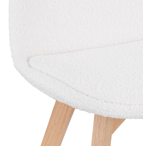 Scandinavische design stoel 'LINETTE' in witte badstof Scandinavische design stoel 'LINETTE' in witte badstof