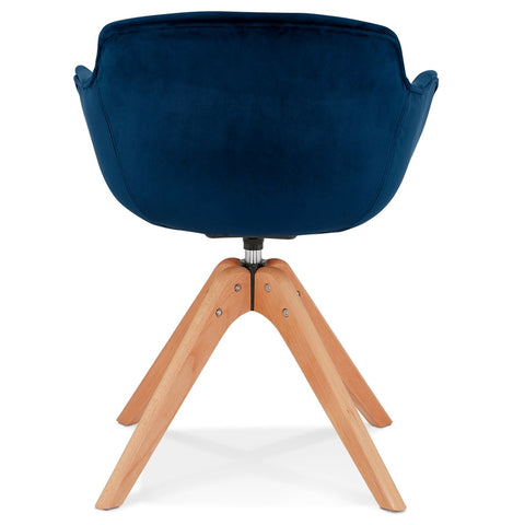 Fauteuil 'BERNI' in blauw fluweel met naturel houten poten