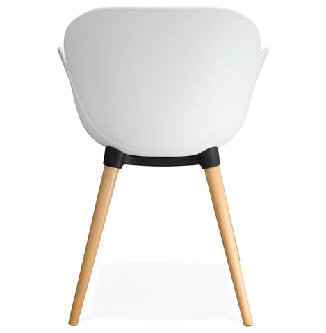 White chair with Scandinavian design 'PICATA' with wooden legs